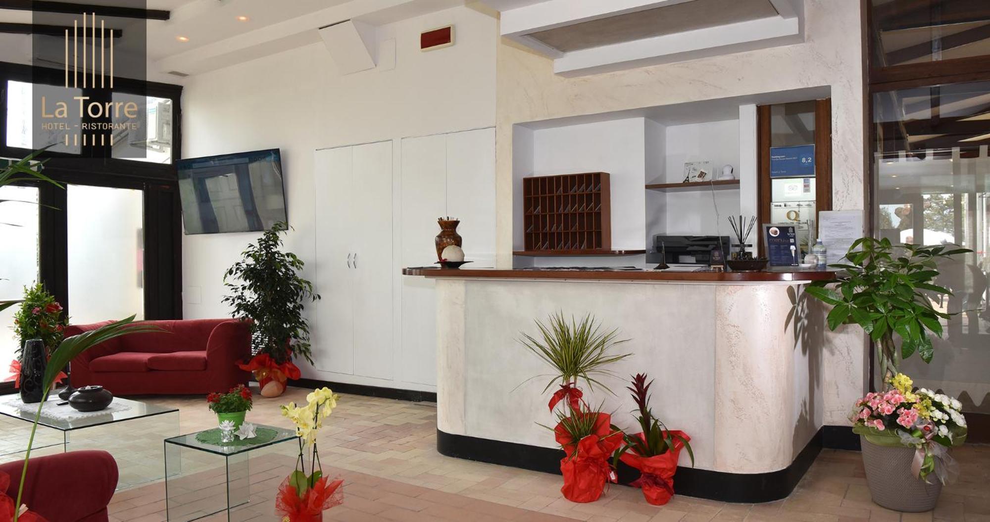 La Torre Hotel Moie Экстерьер фото
