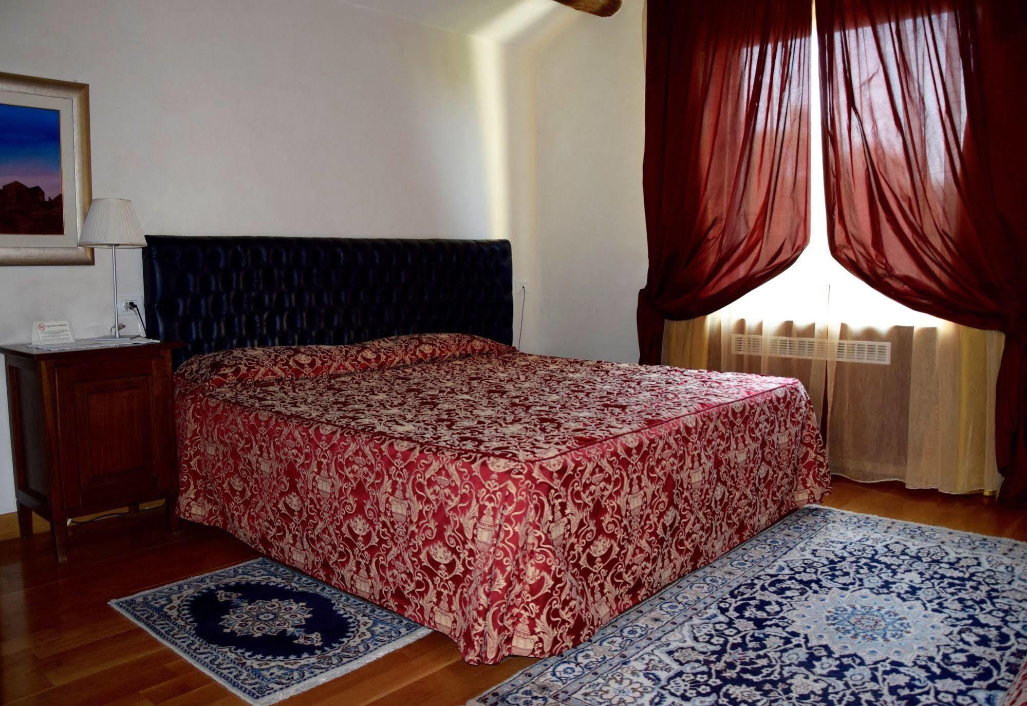 La Torre Hotel Moie Экстерьер фото