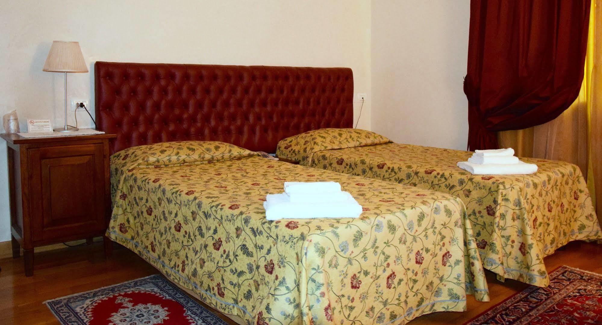 La Torre Hotel Moie Экстерьер фото
